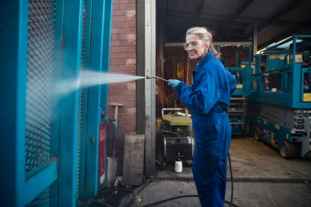 Best Commercial Building Pressure Washing  in Alb, IA