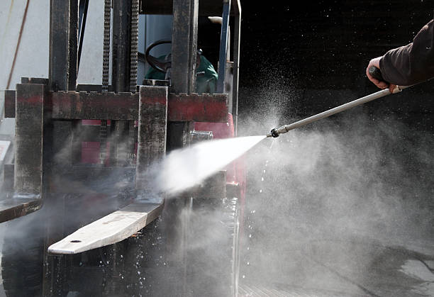 Pressure Washing Services for Businesses in Albia, IA